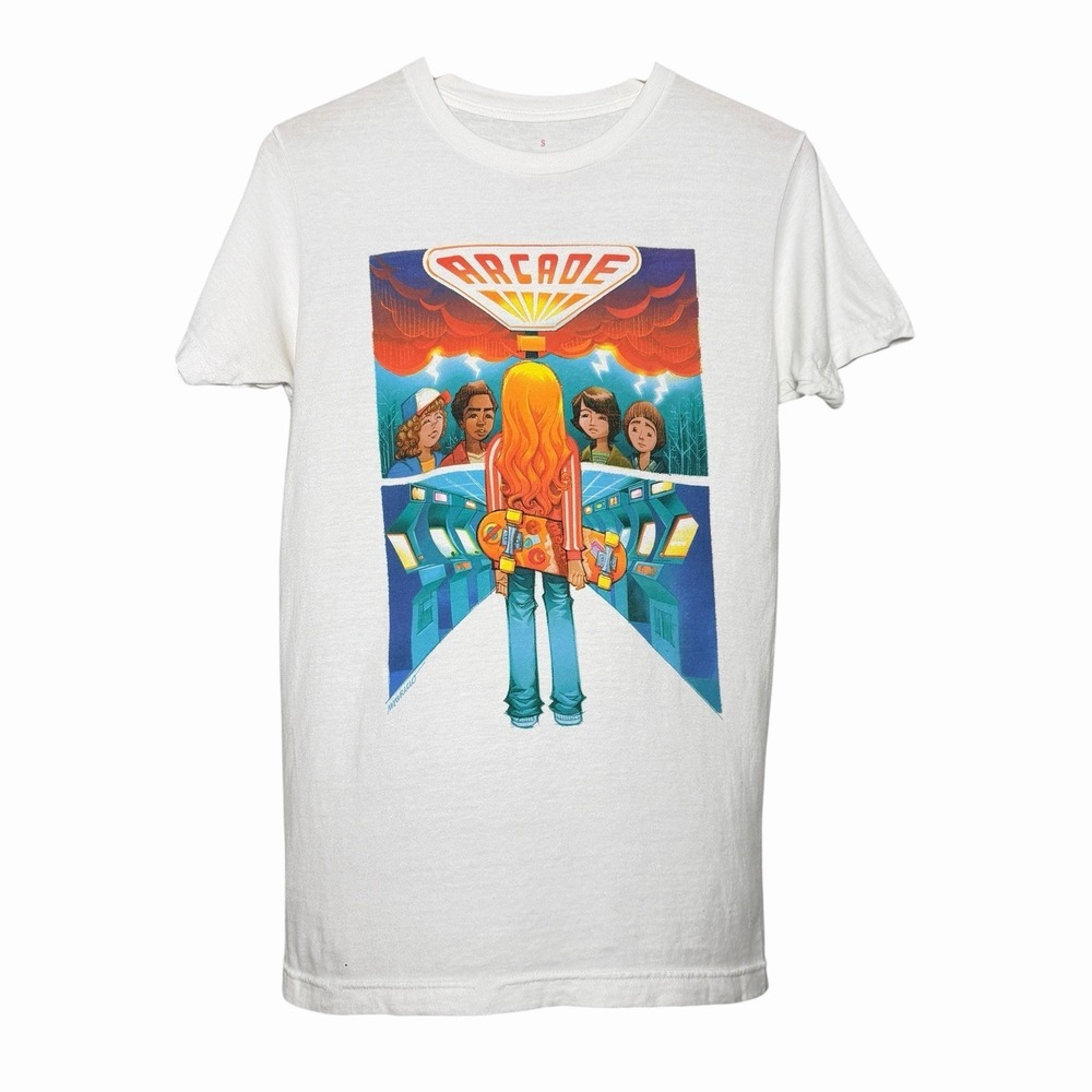Stranger Things Netflix  White T-Shirt Retro Arcade Graphic Adult Size Small